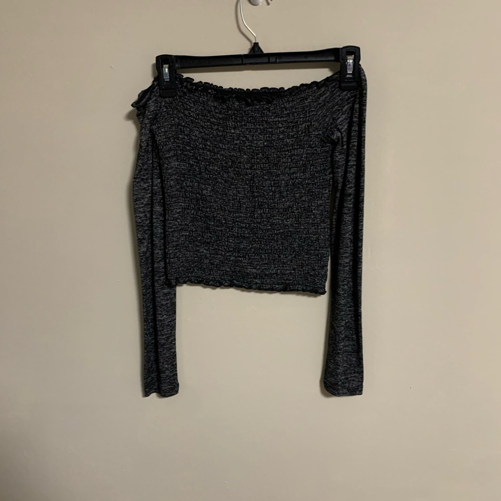 Hollister cropped long sleeve